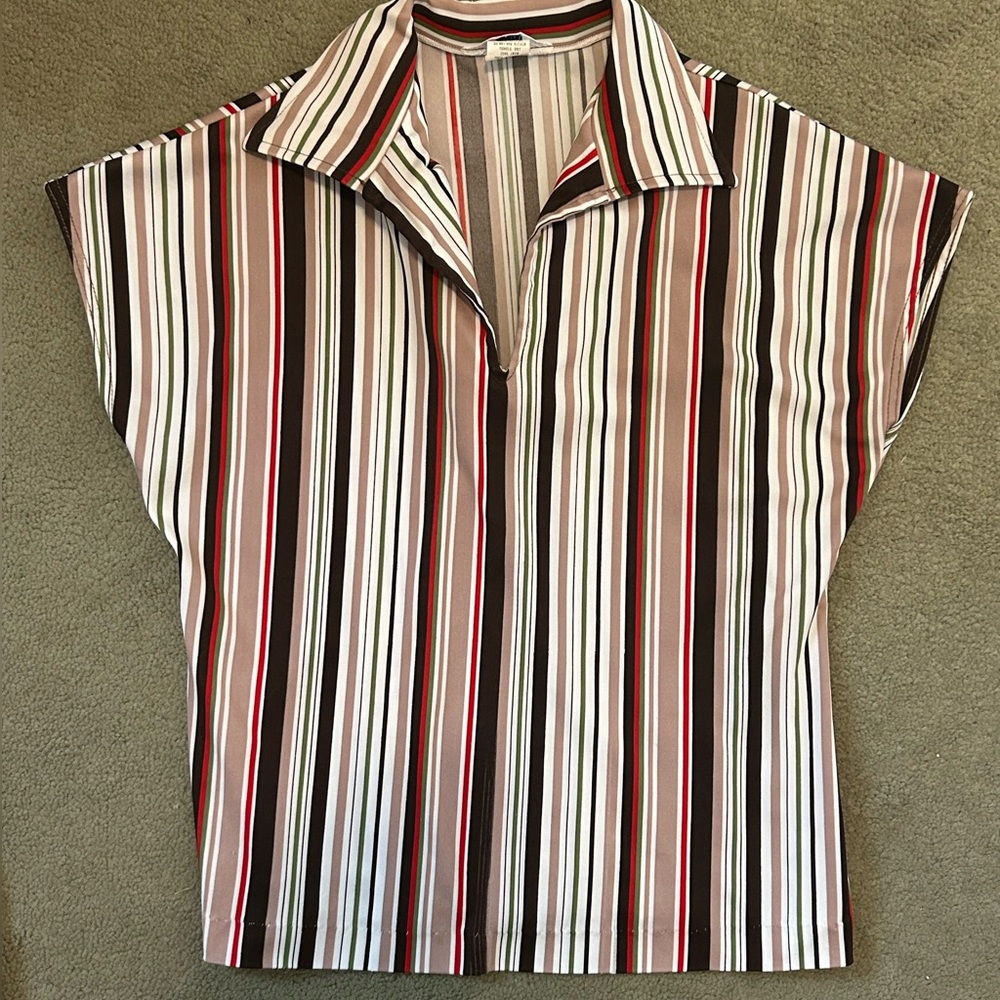 *VINTAGE* Size 14 Sleeveless Blouse